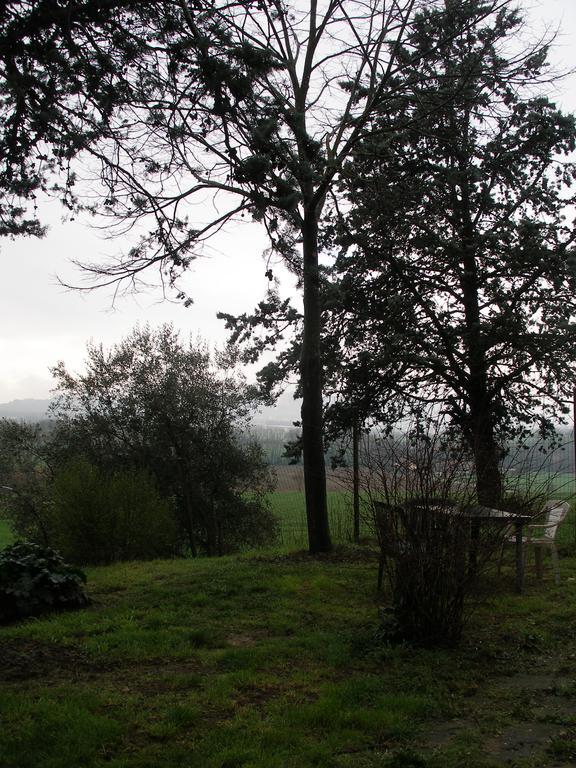 B&B Della Rosa Civitella D'Arna Luaran gambar