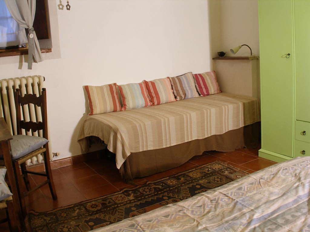 B&B Della Rosa Civitella D'Arna Bilik gambar